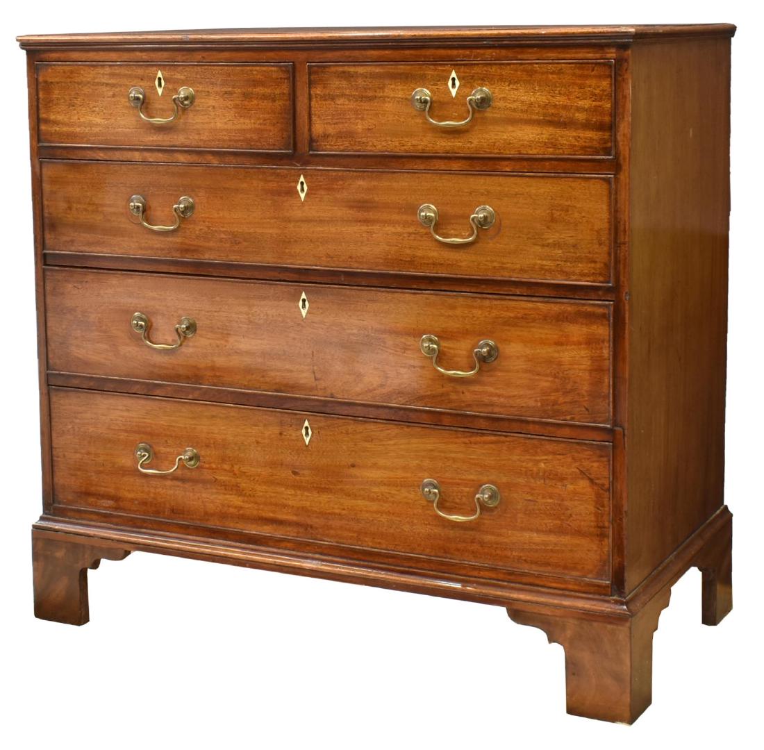 ENGLISH GEORGIAN MAHOGANY CHEST OF DRAWERS: English Georgian mahogany chest of drawers, 19th c., rectangular case fitted with five drawers, contrasting diamond-form bone inlay escutcheons, rising on bracket feet, later hardware, approx 39.25"h,