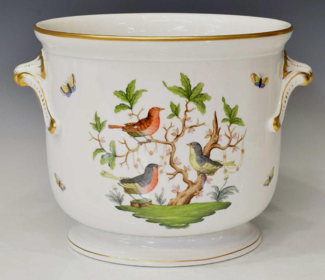 LARGE HEREND ROTHSCHILD BIRD PORCELAIN CACHEPOT (1 of 3)