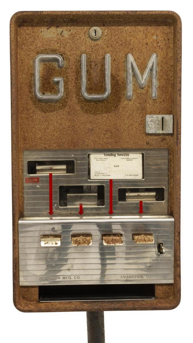 VINTAGE SUPERIOR MFG. CO. 5-CENT GUM MACHINE (1 of 3)
