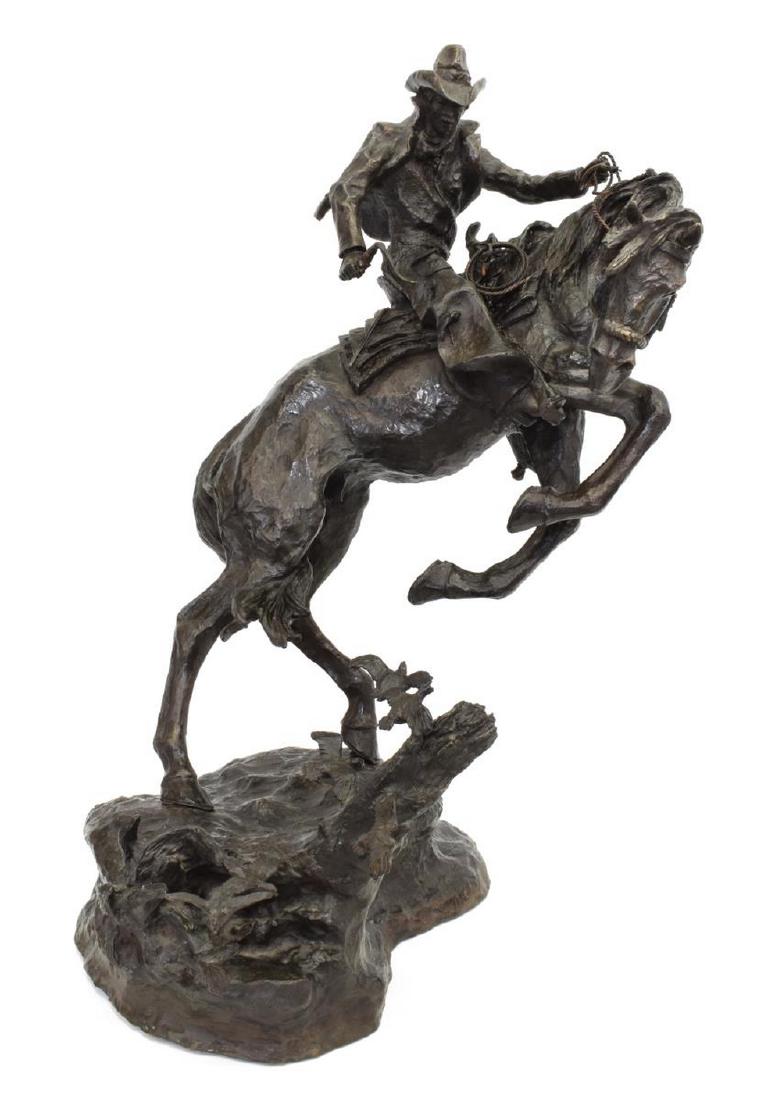 KEN PAYNE (D.2012) WESTERN BRONZE SURPRISE MEETING (1 of 9)