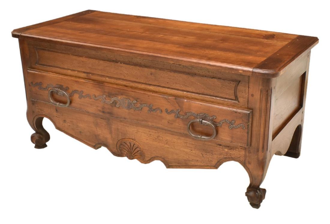 FRENCH LOUIS XV STYLE DIMINUTIVE STORAGE BENCH (1 of 5)