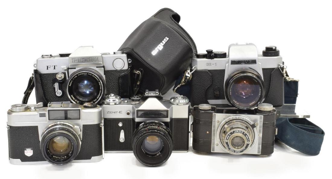 (5) VINTAGE CAMERAS, ZENIT-E, DETROLA, WALZ, ARGUS (1 of 6)