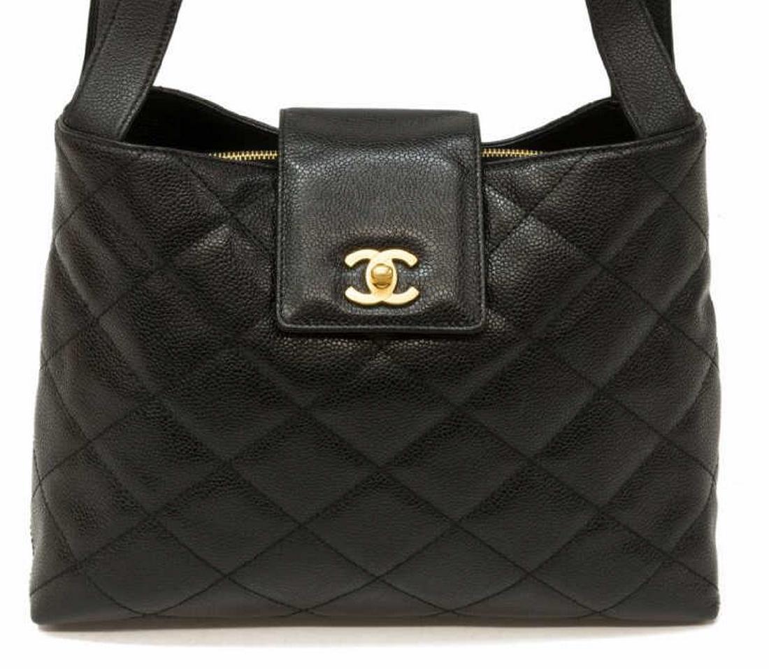 CHANEL CC SHOULDER BAG BLK QUILTED CAVIAR LEATHER (1 of 6)