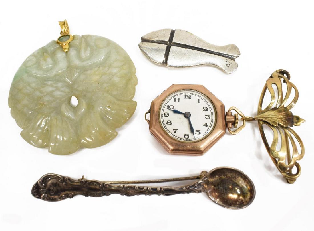 (4) JEWELRY, CHINESE JADE DOUBLE FISH PENDANT (1 of 5)