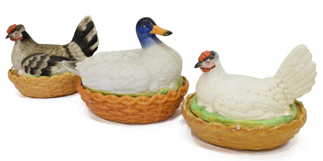 (3) ENGLISH STAFFORDSHIRE HENS & DUCK ON NESTS (1 of 6)