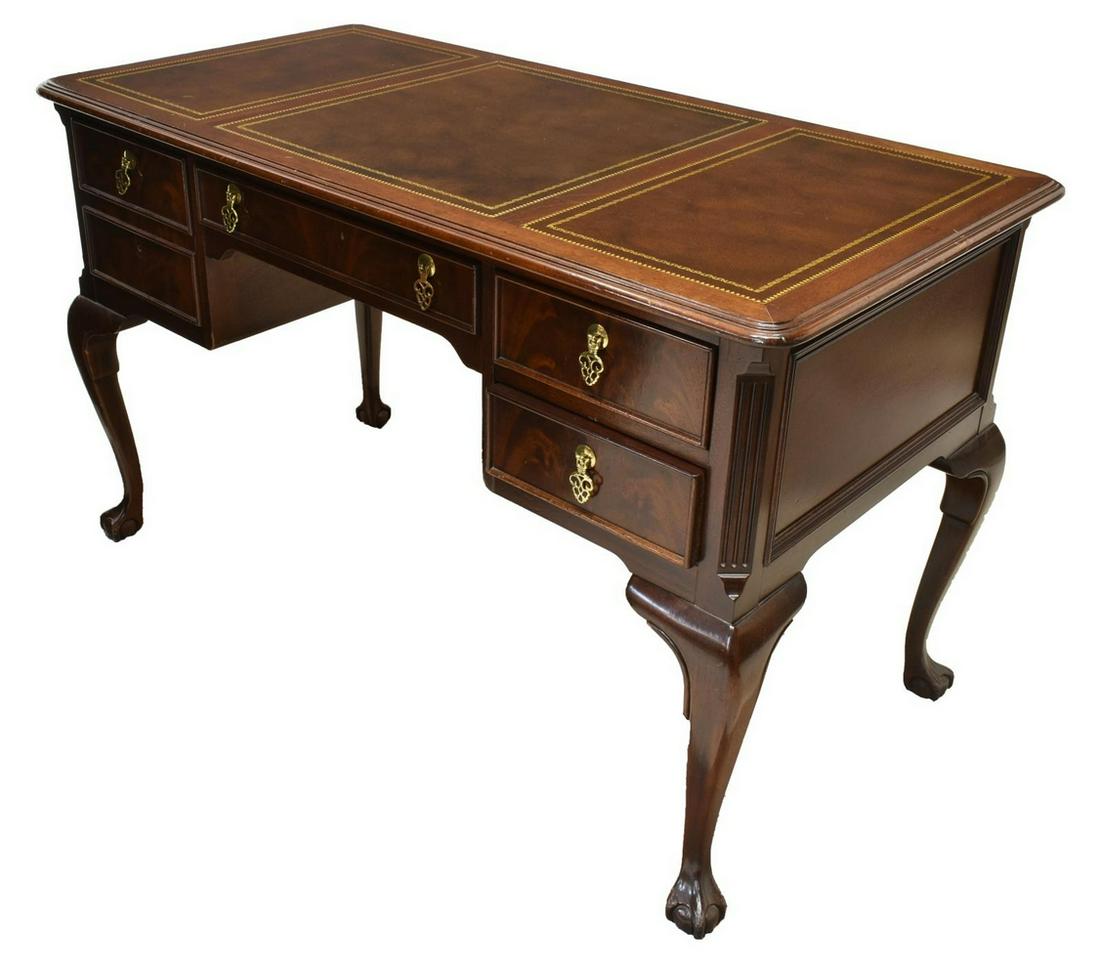 Sligh Chippendale Style Leather Top Writing Desk
