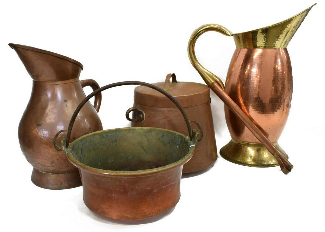 (5) COLLECTION OF COPPER & BRASS HOUSEHOLD ITEMS: (lot of 5) Collection of cooper and brass kitchenware, highlights include: (1) hammered copper and brass pitcher, approx 20.5"h, (1) copper covered pot with loop handles, approx 13"h, together with (1
