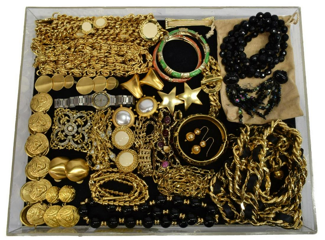 HUGE LOT COSTUME JEWELRY, ST. JOHN, JAIME SIMPSON (1 of 4)