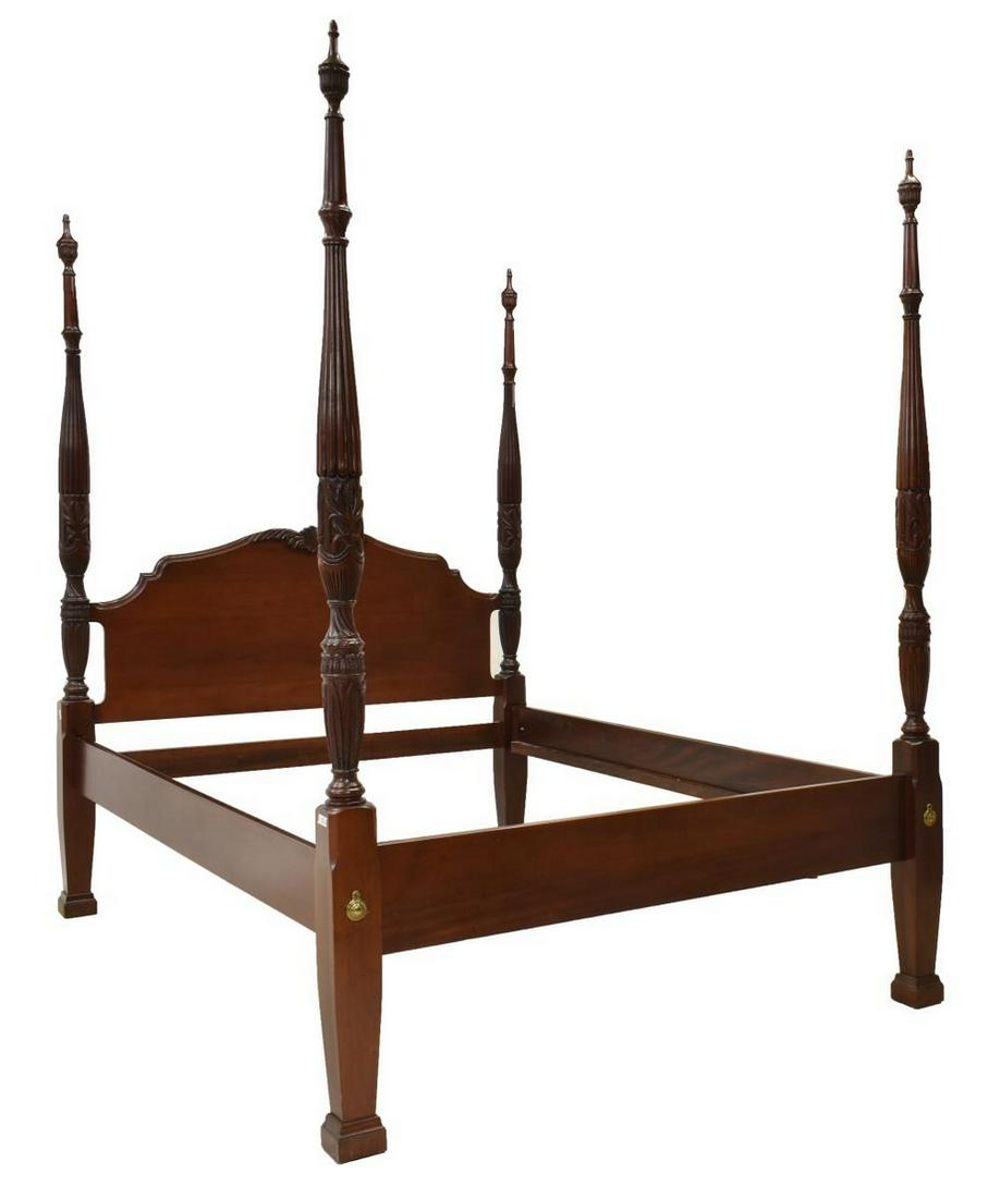 AMERICAN PLANTATION STYLE MAHOGANY QUEEN SIZE BED (1 of 4)