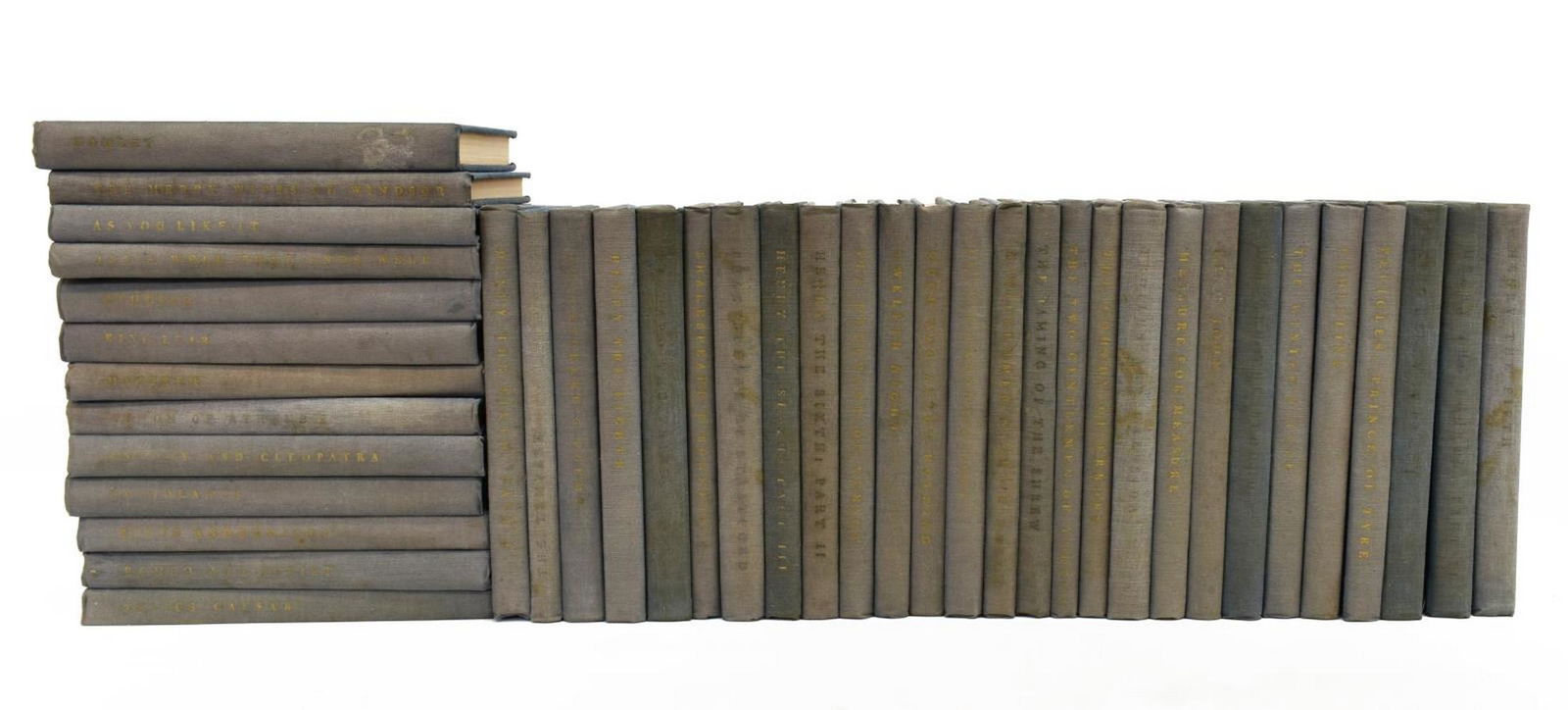 (40 VOLUMES) "THE YALE SHAKESPEARE" (1 of 3)