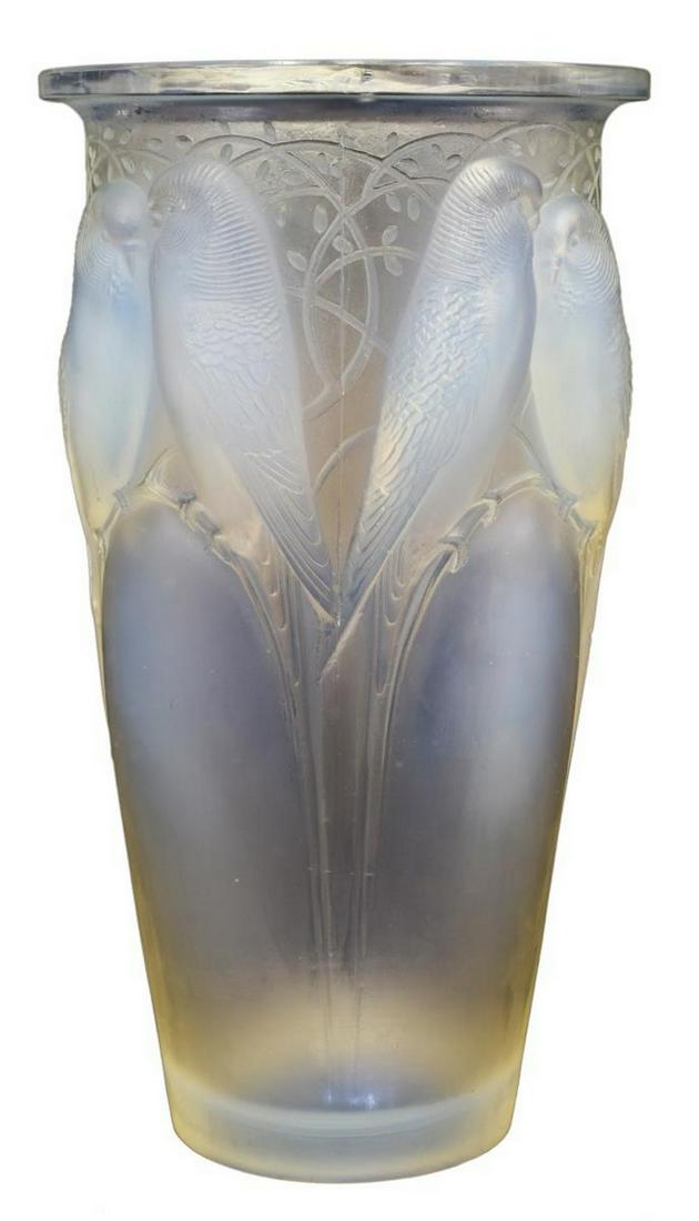 RENE LALIQUE FRANCE ART CRYSTAL 'CEYLAN' PARAKEET VASE (1 of 20)