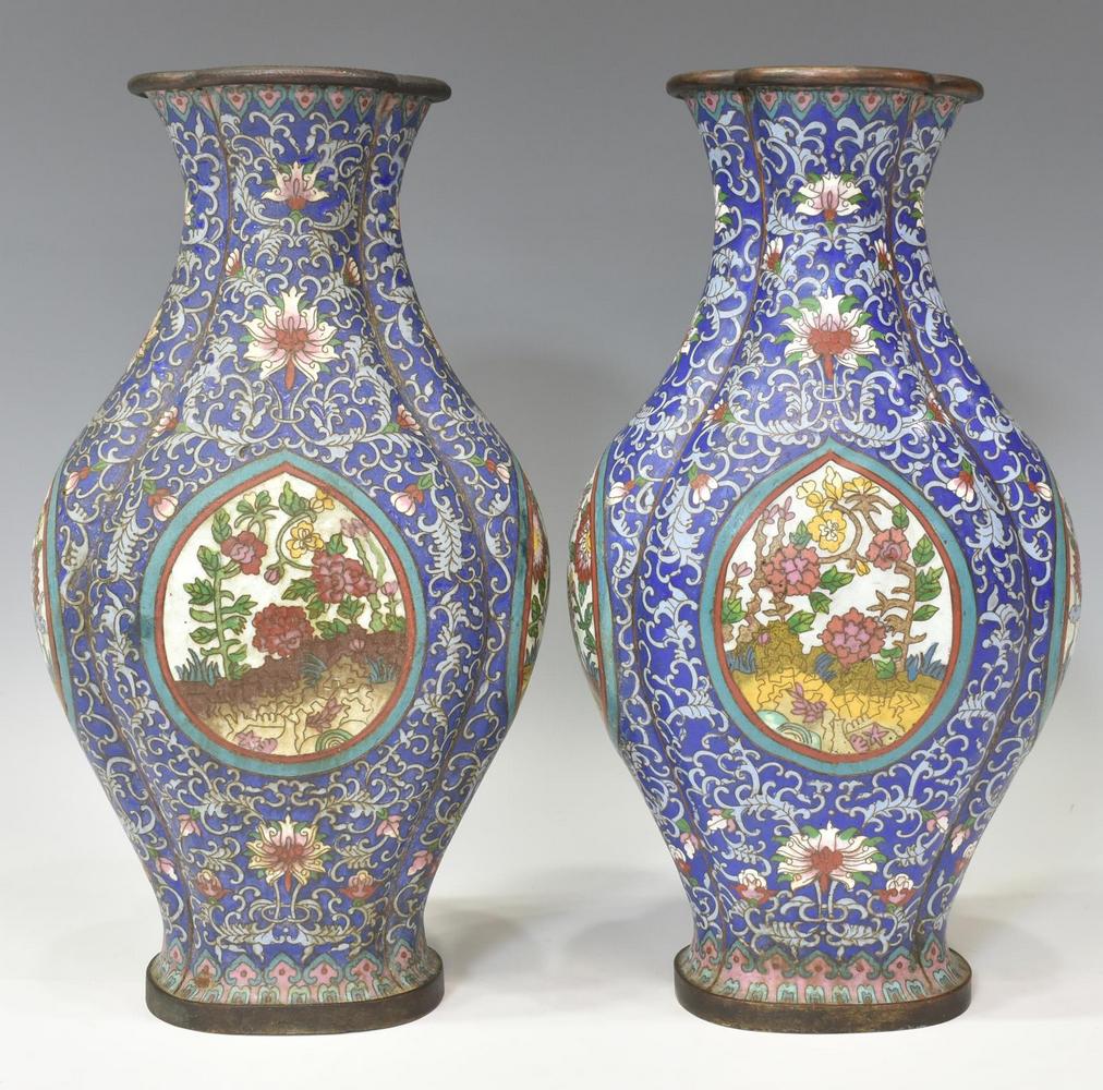 (PR) CHINESE CLOISONNE ENAMEL VASES (1 of 4)