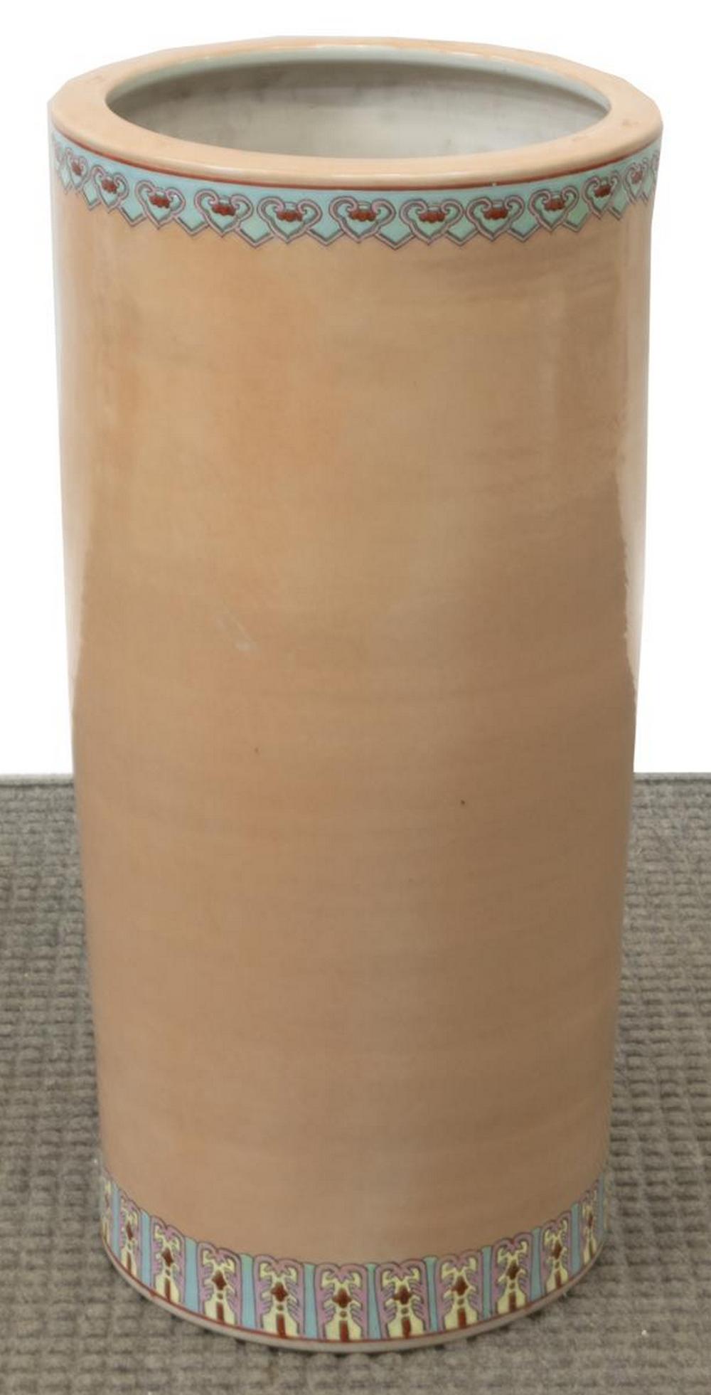 CHINESE POLYCHROME PORCELAIN UMBRELLA STAND (1 of 1)