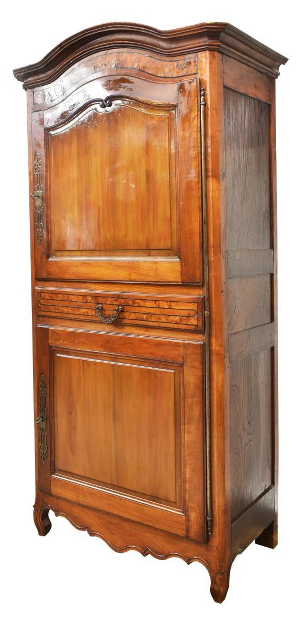 FRENCH PROVINCIAL WALNUT BONNETIERE (1 of 4)