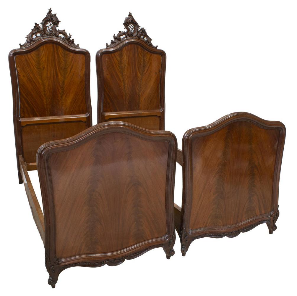 (PR) ITALIAN ROCOCO STYLE FIGURED WOOD BEDS (1 of 3)