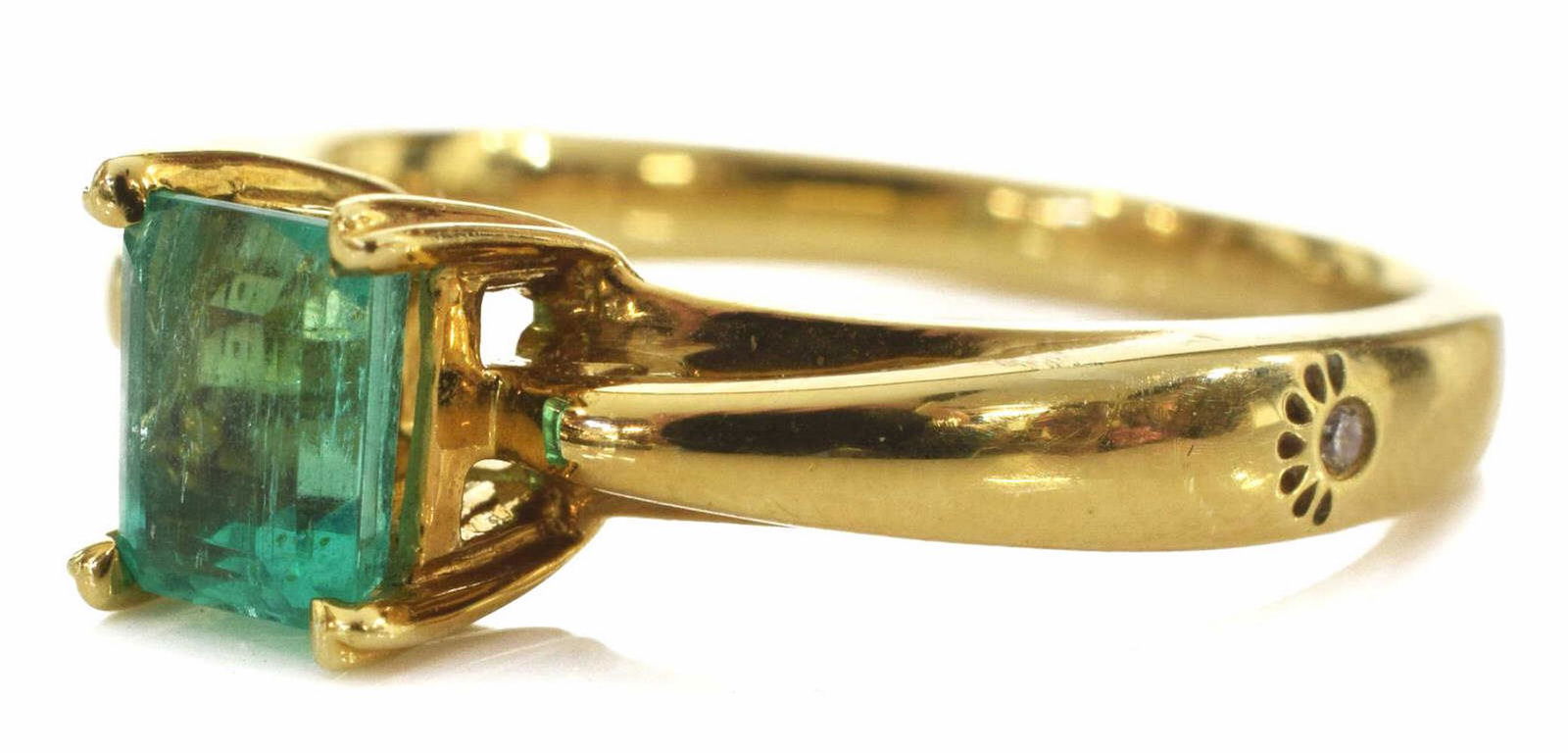 ESTATE 18KT YG & 0.75CT EMERALD SOLITAIRE RING (1 of 5)