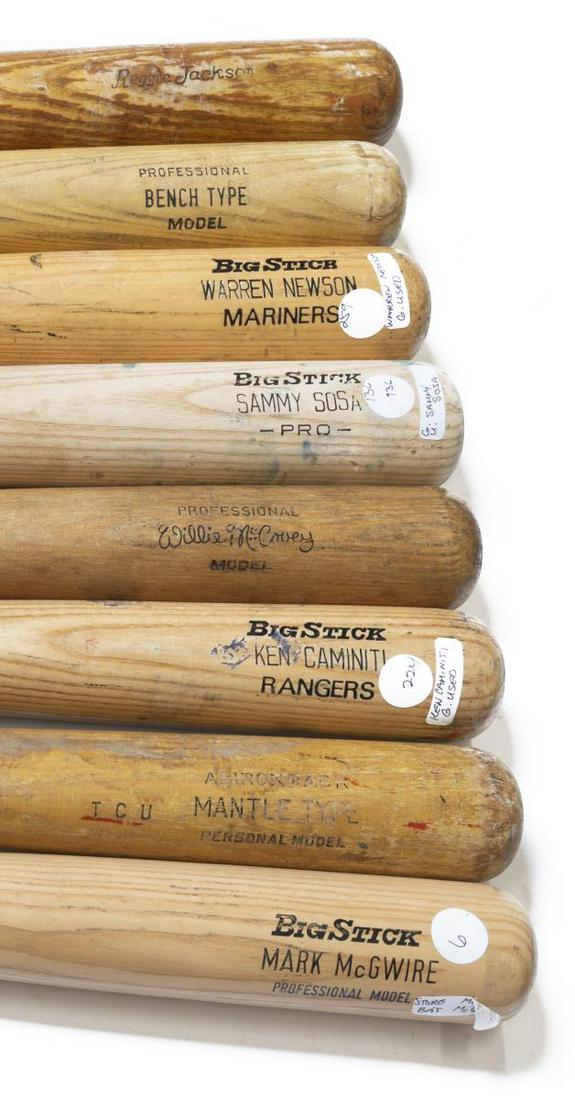 (8) VINTAGE RAWLIINGS BASEBALL TEAM & PLAYER BATS (1 of 3)