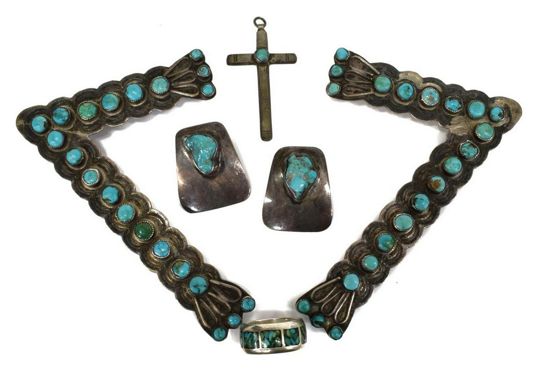 (LOT) NAVAJO SILVER TURQUOISE JEWELRY COLLAR TABS: (lot) Native American silver and turquoise jewelry, Navajo, including: (2) collar tabs, stamped, with serrated bezel-set turquoise cabochons, approx 4"l, 2.5"w, (1) cross pendant, with central turquoi