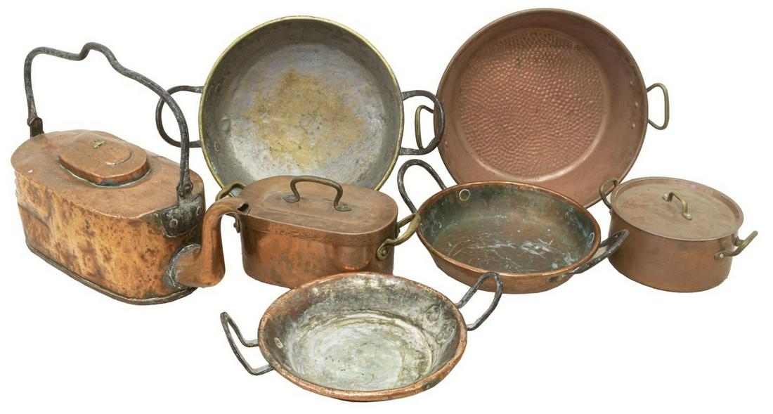 (7) FRENCH COPPER & BRASS KITCHENWARE: (lot of 7) French copper and brass kitchenware, late 19th/ early 20th c., some hand hammered, comprising: (1) brass dual handled pot, (3) copper dual handled pots, (1) copper lidded dual handled pot, 