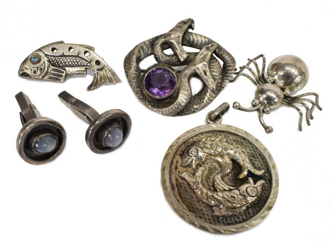 COLLECTION ESTATE 800-STERLING PINS & CUFF LINKS: (lot) Estate 800, sterling and silver jewelry group, Nouveau to Modernist, including: (1) 800 silver pin, hallmark as pictured, modeled as a pair of open mouthed snakes ready to strike, protecting a f