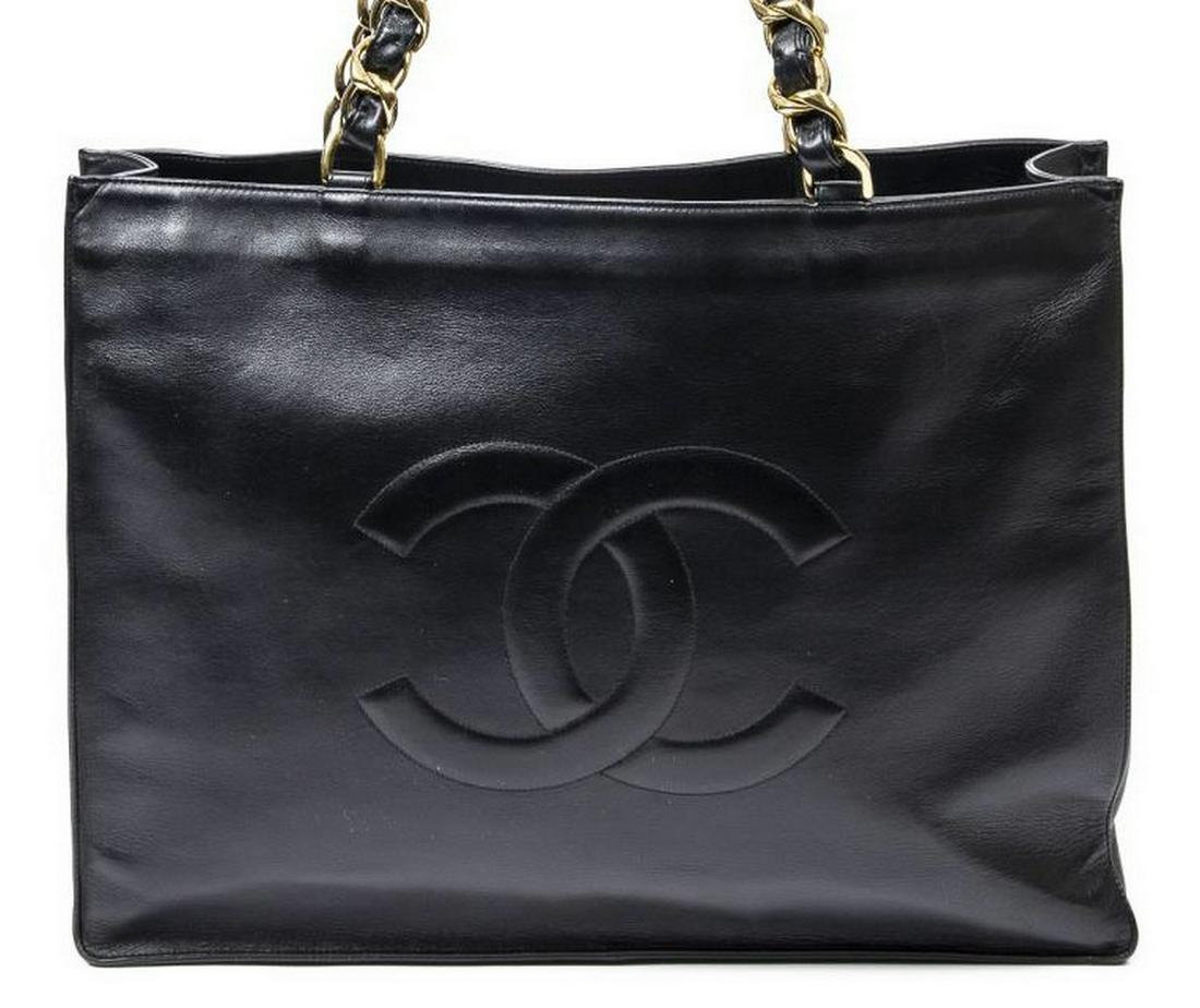 CHANEL CC SMOOTH BLACK LEATHER SHOPPING TOTE (1 of 8)