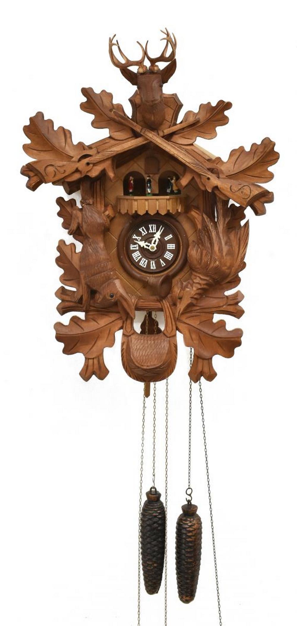 VINTAGE GERMAN BLACK FOREST REGULA CUCKOO CLOCK (1 of 2)