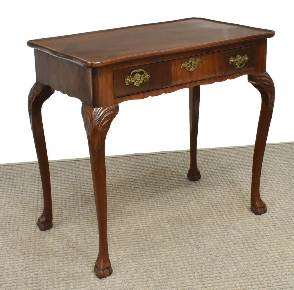 ENGLISH QUEEN ANNE STYLE MAHOGANY TABLE, 18TH C. (1 of 4)