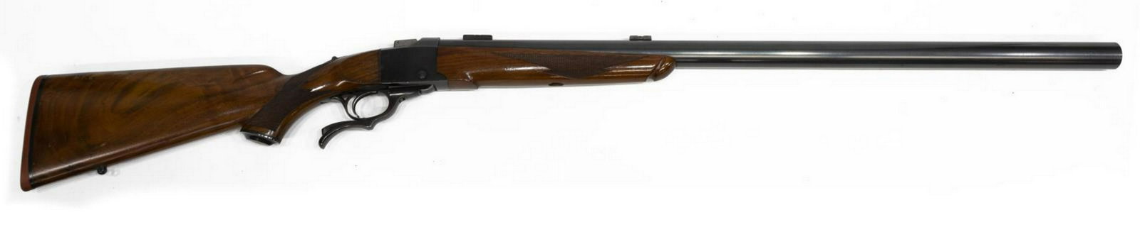 RUGER MODEL 1 TARGET RIFLE, .45-70, HEAVY BARREL: Ruger Model No.1 falling block rifle, .45-70 caliber, 29" heavy round barrel, scope mounts, checkered hardwood stock, two sling posts, rifle weigh: approx 12.2R5lbs, SN 130-01XXX *REQUIRES FFL TRANSFE