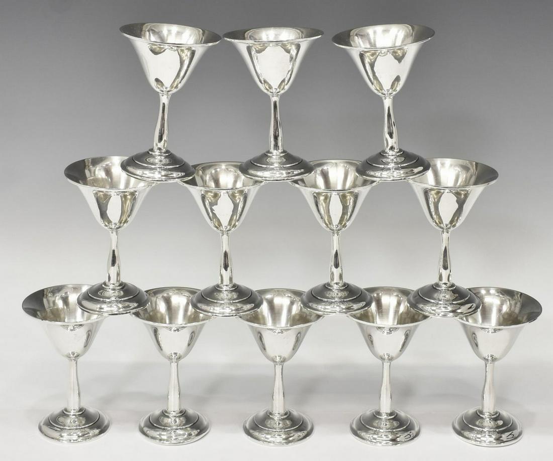 (12) WEIDLICH STERLING SILVER CORDIAL GOBLETS (1 of 3)