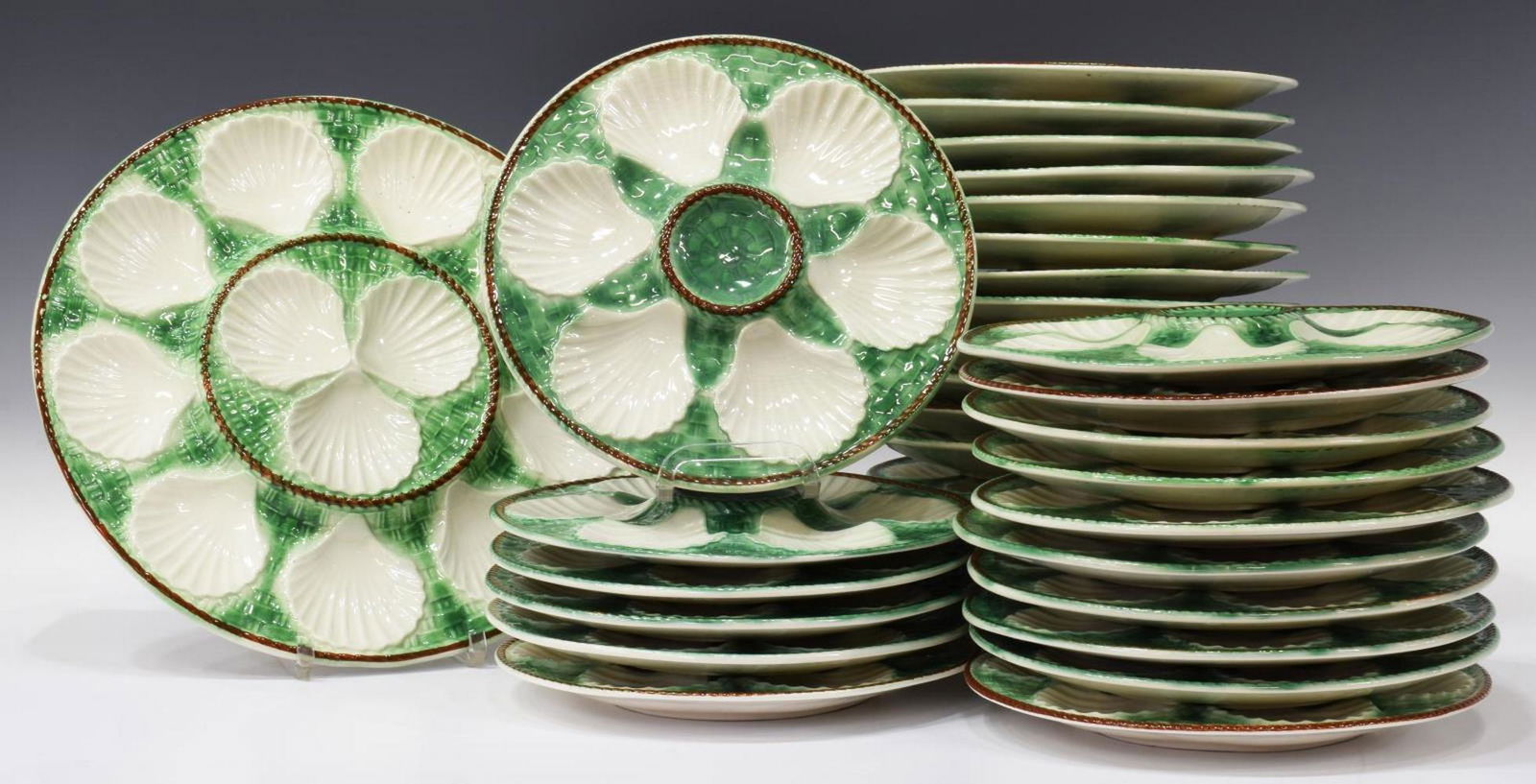 (34) FRENCH LONGCHAMP MAJOLICA OYSTER SERVICE (1 of 5)