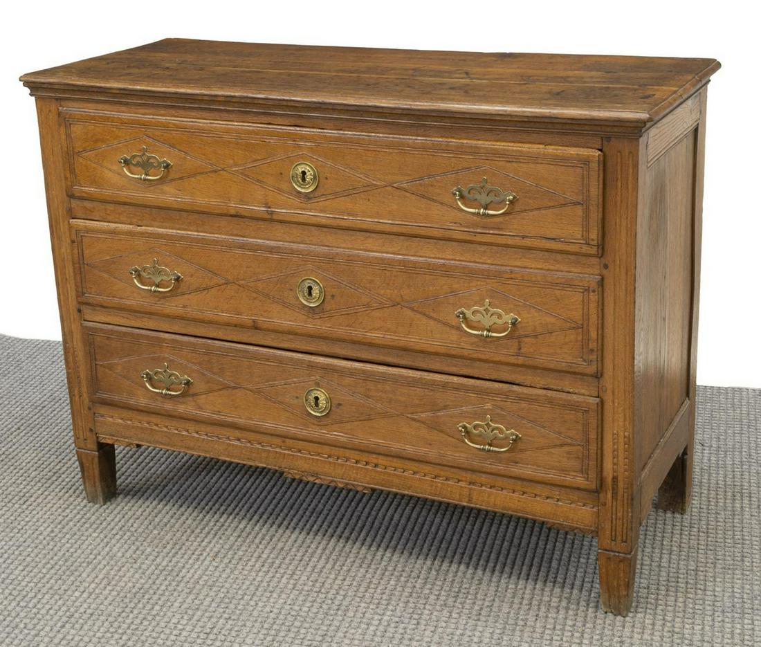 FRENCH PROVINCIAL OAK THREE-DRAWER COMMODE (1 of 5)