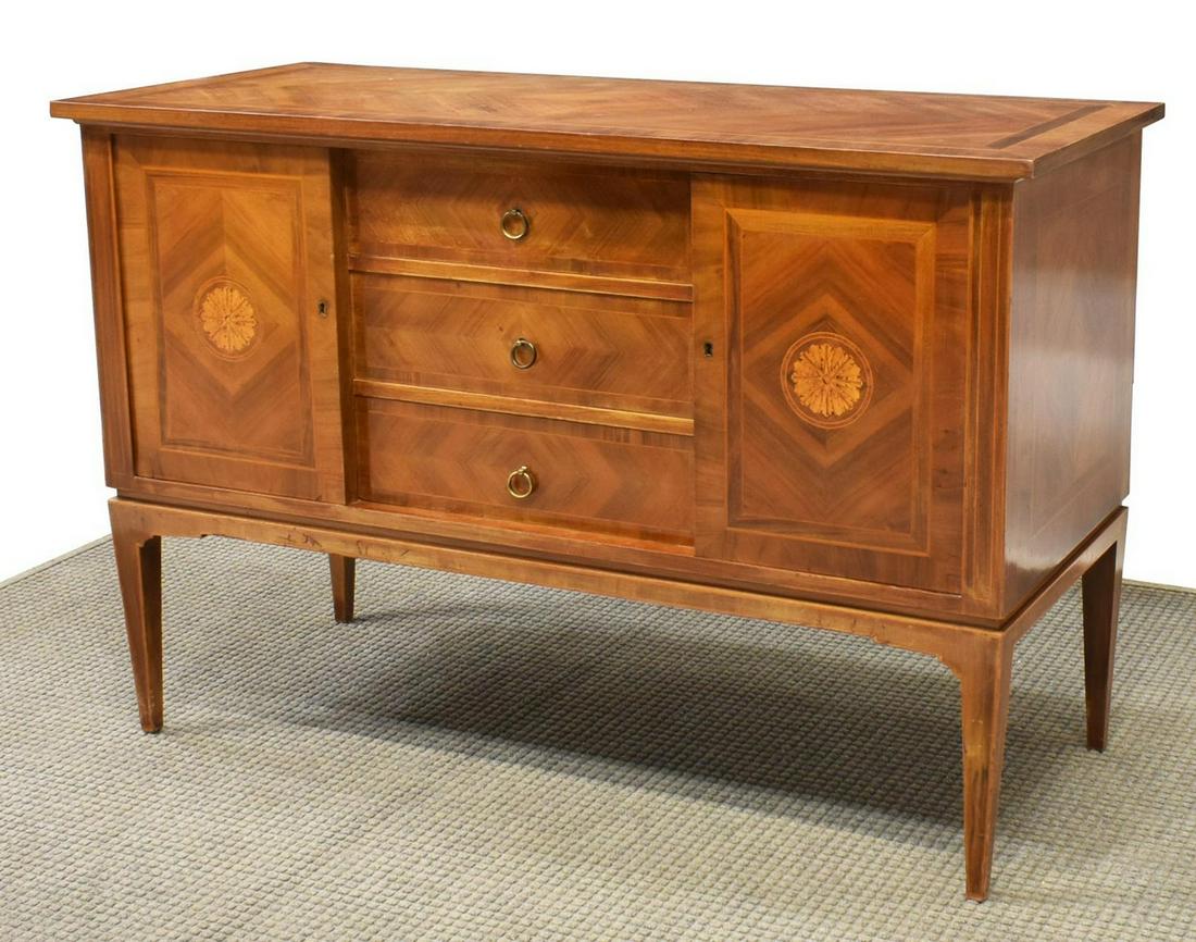 ITALIAN MAGGIOLINI STYLE FLORAL MARQUETRY COMMODE (1 of 6)