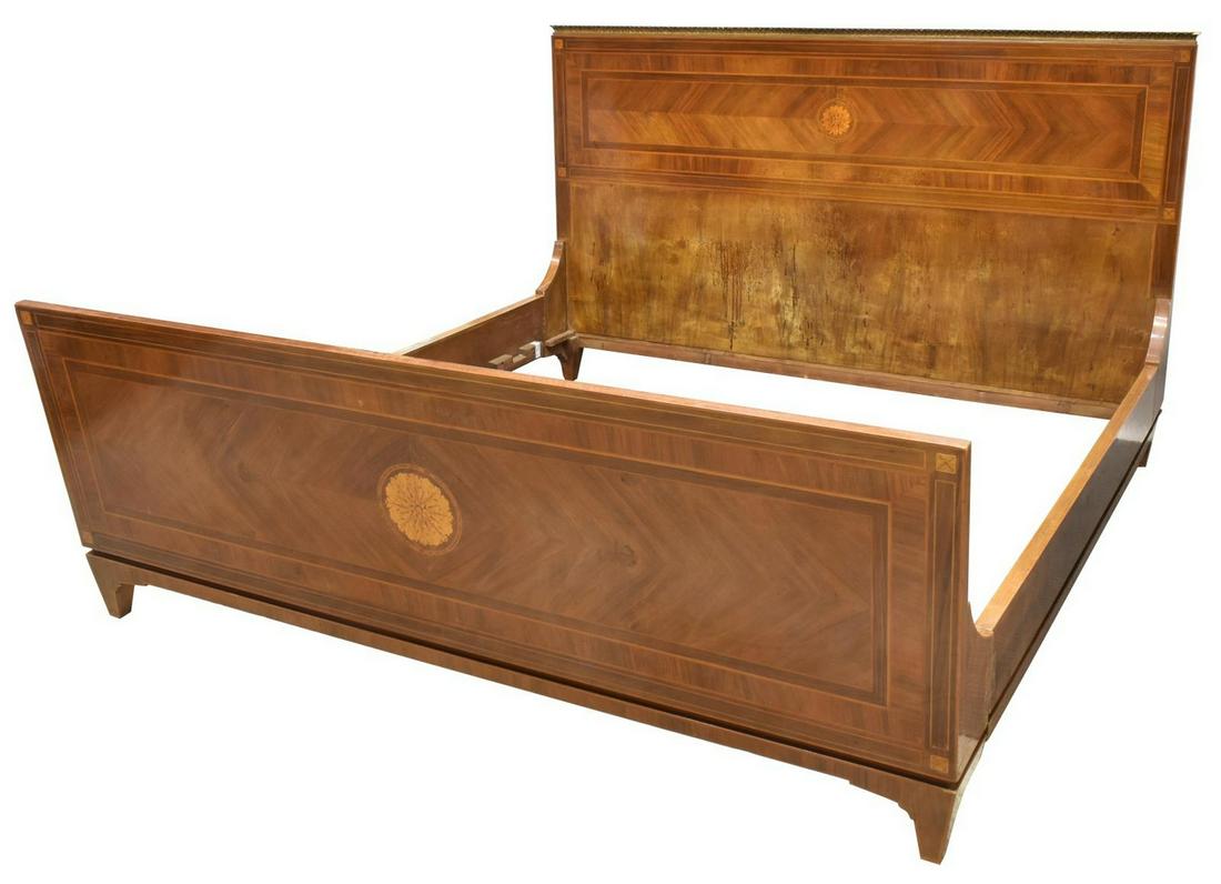 ITALIAN MAGGIOLINI STYLE MAHOGANY BED, 20TH C (1 of 2)