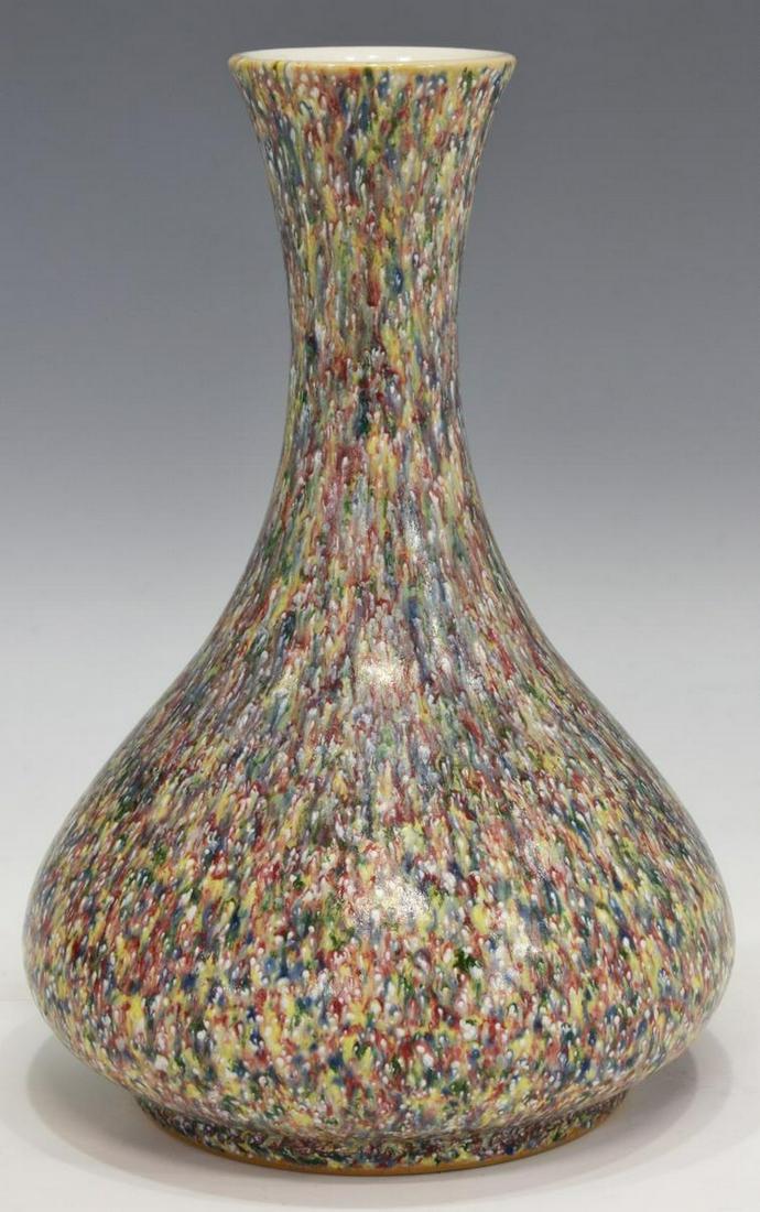 ENGLISH LOVATT PERIOD LANGLEY MILL POTTERY VASE (1 of 3)