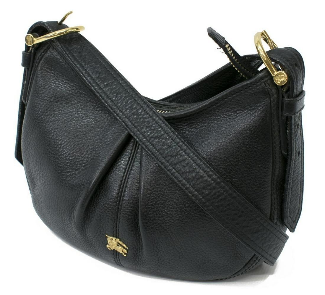 BURBERRY BLACK GRAINED LEATHER CROSSBODY BAG (1 of 4)