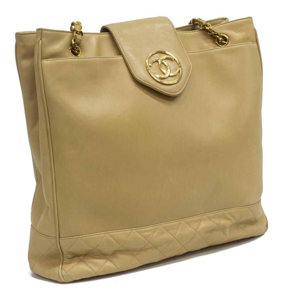 VINTAGE CHANEL QUILTED BEIGE LEATHER TOTE BAG (1 of 5)