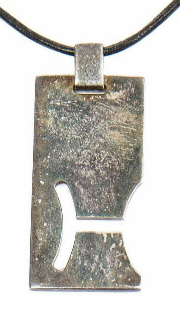 GUCCI STERLING SILVER 'PISCES' PENDANT NECKLACE (1 of 2)