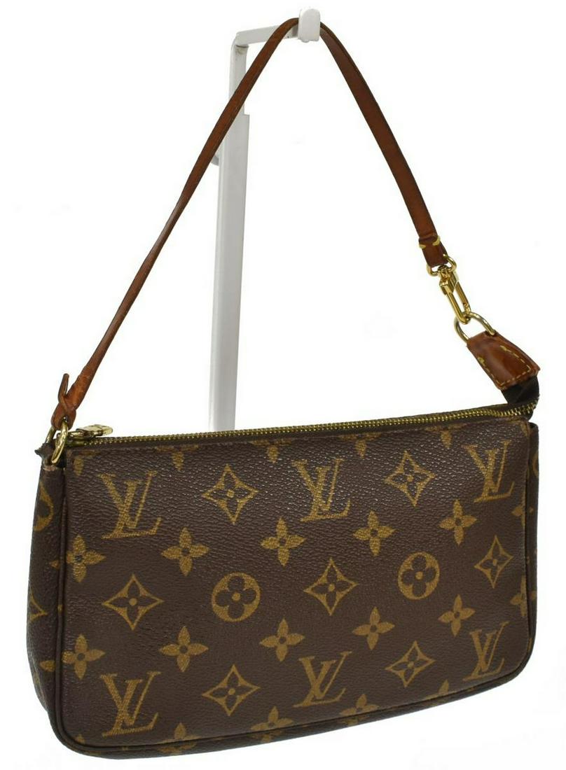 LOUIS VUITTON MONOGRAM CANVAS ACCESSORY POUCH (1 of 5)