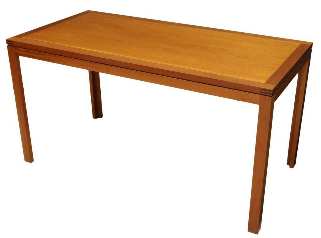 DANISH MID-CENTURY MODERN DINING TABLE (1 of 2)