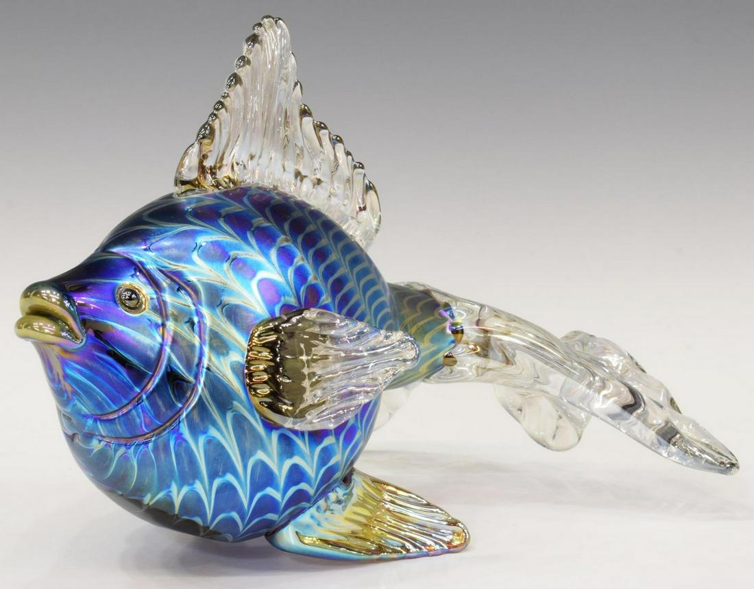 STUART ABELMAN IRIDESCENT ART GLASS GOLDFISH (1 of 5)