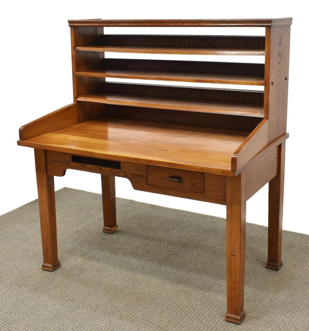 AMERICAN OAK WRITING DESK (1 of 5)