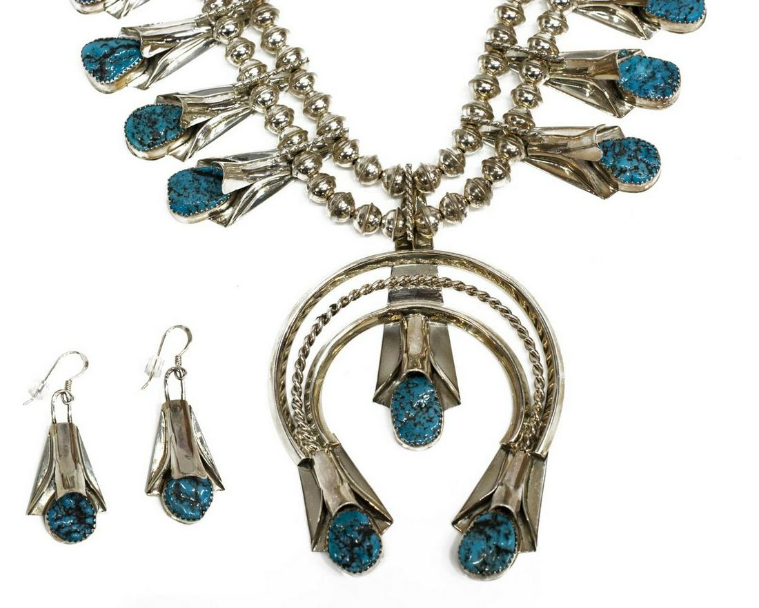 LOUISE YAZZI SQUASH BLOSSOM NECKLACE & EARRINGS (1 of 7)