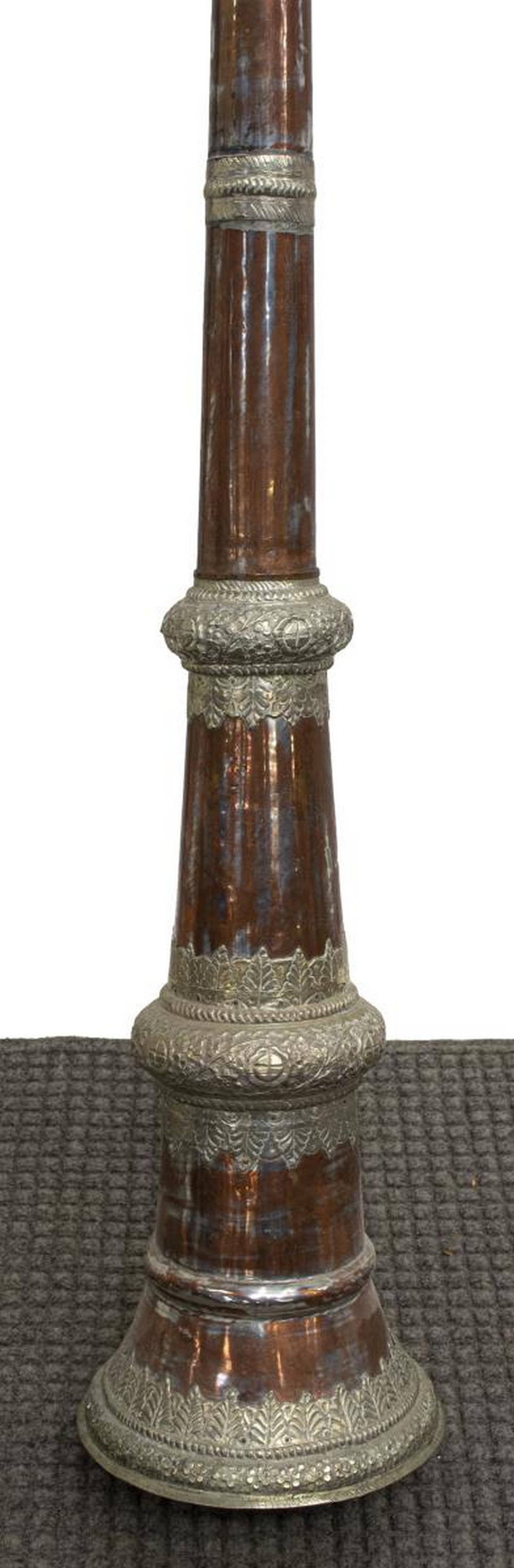 INDIA LONG COPPER & SILVER TONE METAL PRAYER HORN (1 of 4)