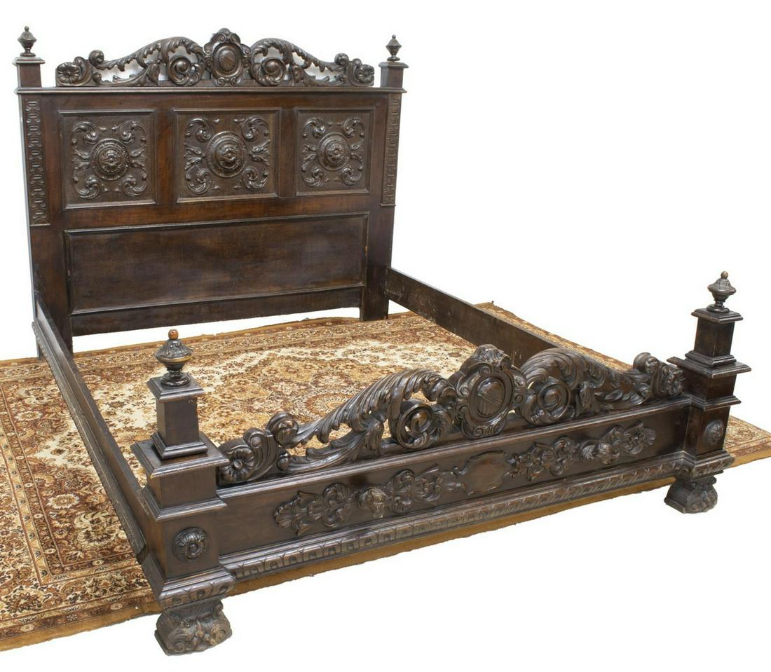 ITALIAN RENAISSANCE REVIVAL WELL-CARVED BED (1 of 2)