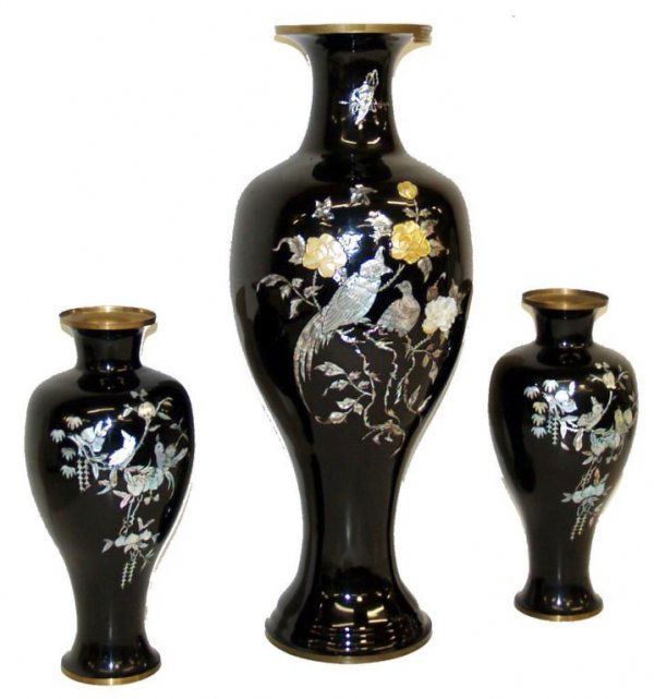217 KOREAN BLACK LACQUER VASES MOTHER OF PEARL INLAY