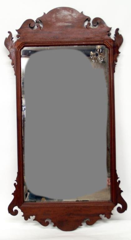 18TH C CHIPPENDALE MAHOGANY WALL MIRROR
