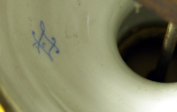 ANTIQUE SEVRES STYLE PAINTED PORCELAIN URN, MAXANT - 8