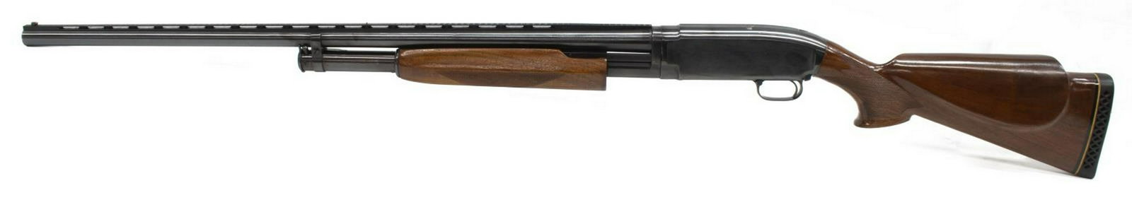 WINCHESTER MODEL 1912 PUMP 12 GAUGE SHOTGUN: Winchester Model 1912 shogun, slide action, 12-gauge, tubular magazine, 29" full choke vent rib barrel, checkered hardwood stock with cheekpiece, SN 213XXX *REQUIRES FFL TRANSFER* Start Price: $200.00