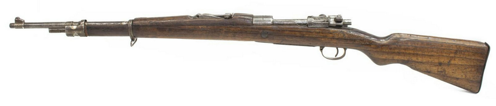 CHINESE MAUSER MODEL 21 SHORT RIFLE: Chinese Mauser Model 21 Short Rifle, Kwatung arsenal, early 1930s, 7.92 caliber, bolt action, 23.6" barrel, five round internal magazine, Chinese characters at receiver ring, nine matching serial numb