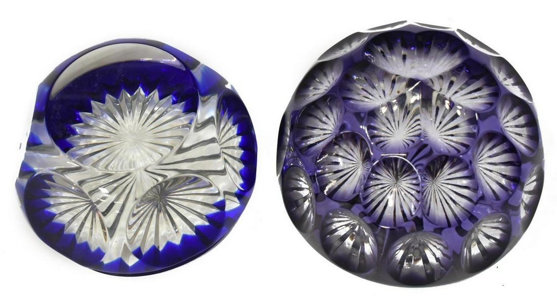 (2) WEBB CORBETT & BACCARAT GLASS PAPERWEIGHTS: (lot of 2) Glass paperweights, including: (1) French Baccarat colorless and cobalt paperweight, with large dot pattern, star-cut foot, acid-etched mark, approx 1.5"h, 2.75"diam, (1) English Thomas Web